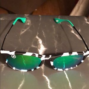 BLENDERS EYEWEAR MALE/FEMALE